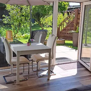 All-in-one Mit Eigener Sonnenterrasse Im Garten Apartment