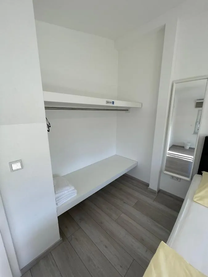 Apartment Dusseldorf-City